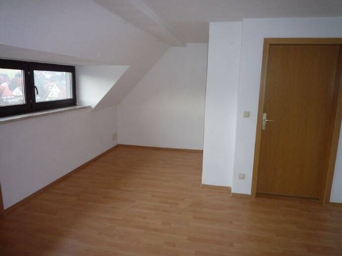 Etagenwohnung Reinsdorf Vielau - 3 Zimmer, 76 m&sup2;, 460&euro; | Angebot:25707488