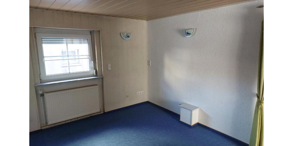 Erdgeschoßwohnung Greifenstein - 6 Zimmer, 100 m&sup2;, 575&euro; | Angebot:25184902