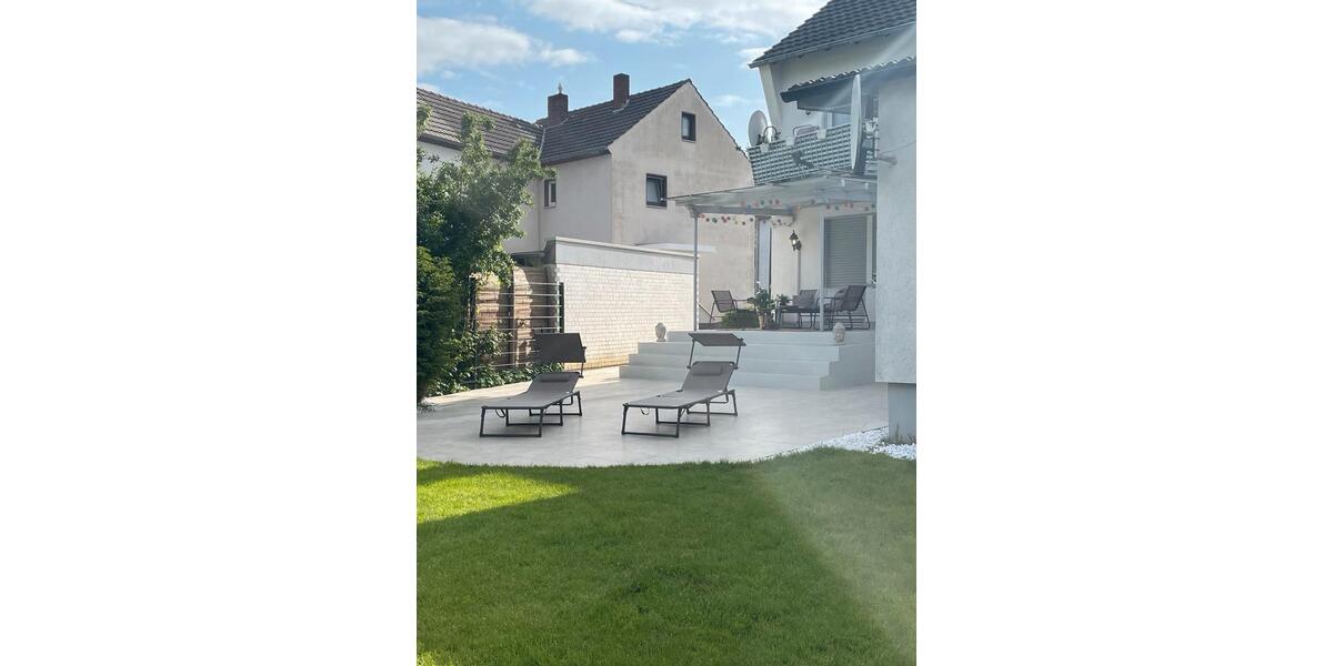 Erdgeschoßwohnung Troisdorf - 3 Zimmer, 111 m&sup2;, 1.900&euro; | Angebot:26429941