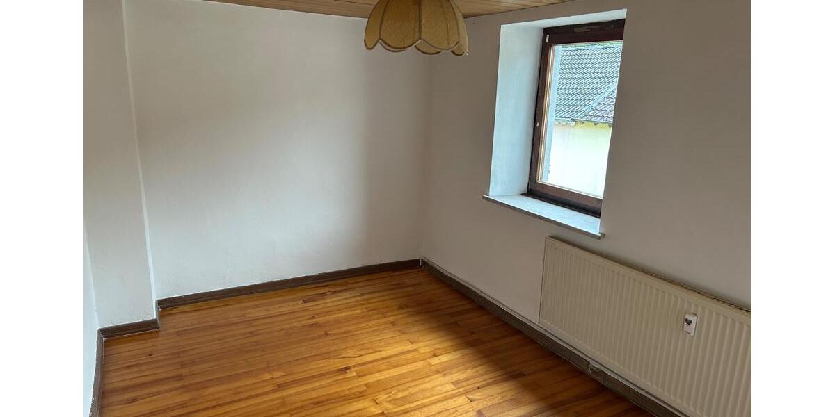 Reihenhaus Ralingen - 7 Zimmer, 140 m&sup2;, 1.000&euro; | Angebot:26612264