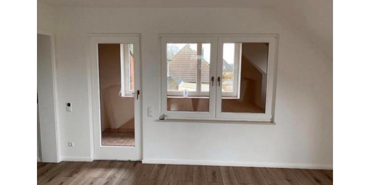 Etagenwohnung Ahrensburg - 3 Zimmer, 96 m&sup2;, 1.450&euro; | Angebot:26566626
