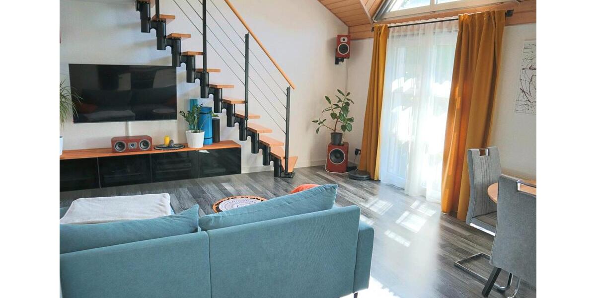 Wunderschöne helle und moderne Maisonette Wohnung 3 Zimmer 3 zimmer