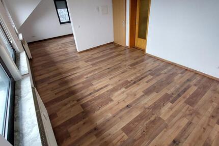 Wohnung Saarbrücken West - 2 Zimmer, 55 m&sup2;, 430&euro; | Angebot:24786336