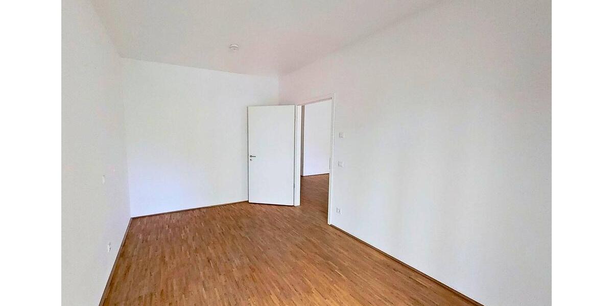Terrassenwohnung Saarbrücken - 2 Zimmer, 63 m&sup2;, 915&euro; | Angebot:26269333