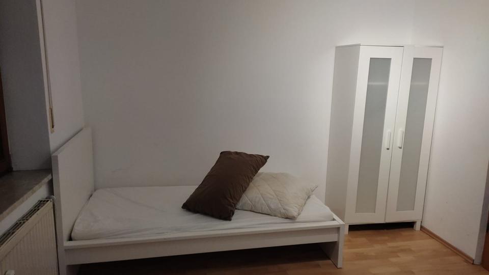 Möblierte Monteurwohnung und Einzelzimmer zu vermieten 5 zimmer