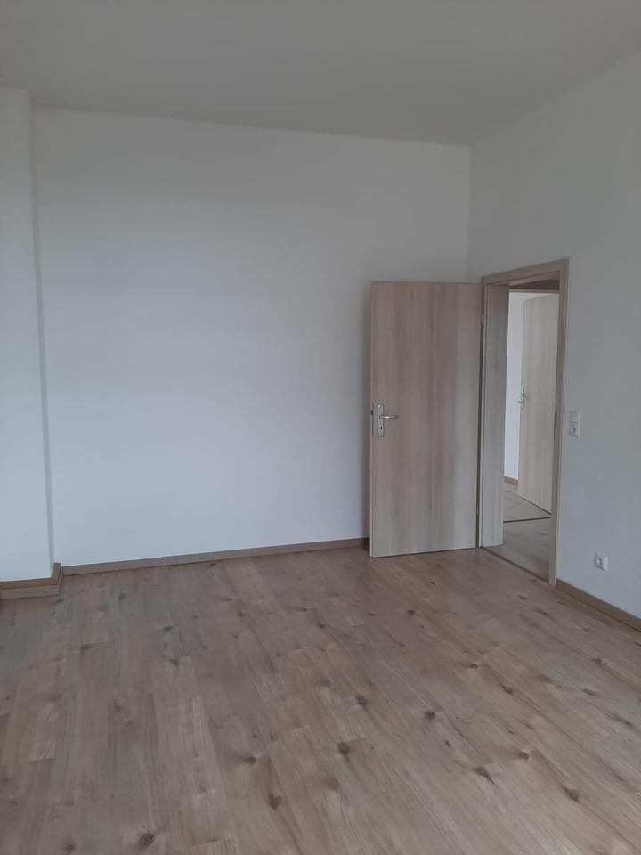 5-Zi mit Balkon am Park, ohne Gas - mit Stellplatz & Ladesäule