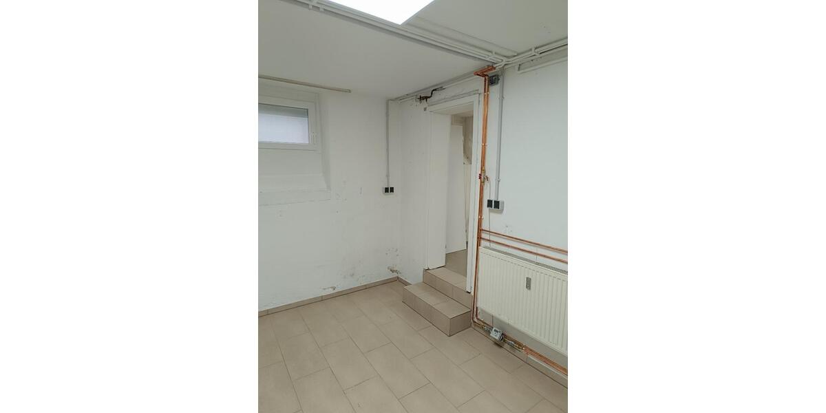 Büro- oder Lagerräume auf 50m², Hannover-OststadtList - Tiefparterre! zimmer