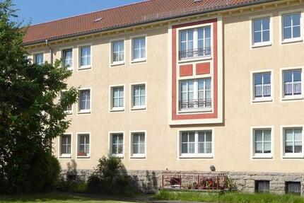 Wohnung Saalfeld (Saale) - 3 Zimmer, 65 m&sup2;, 422&euro; | Angebot:25342153
