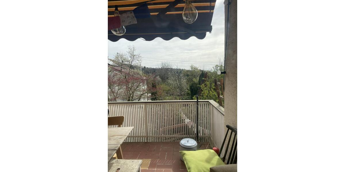 Reihenhaus Esslingen am Neckar Hegensberg - 4.5 Zimmer, 130 m&sup2;, 1.580&euro; | Angebot:26051479