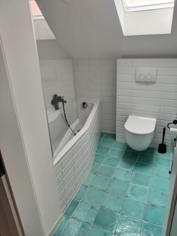 sanierte Wohnung im Lotsenviertel mit Balkon zimmer