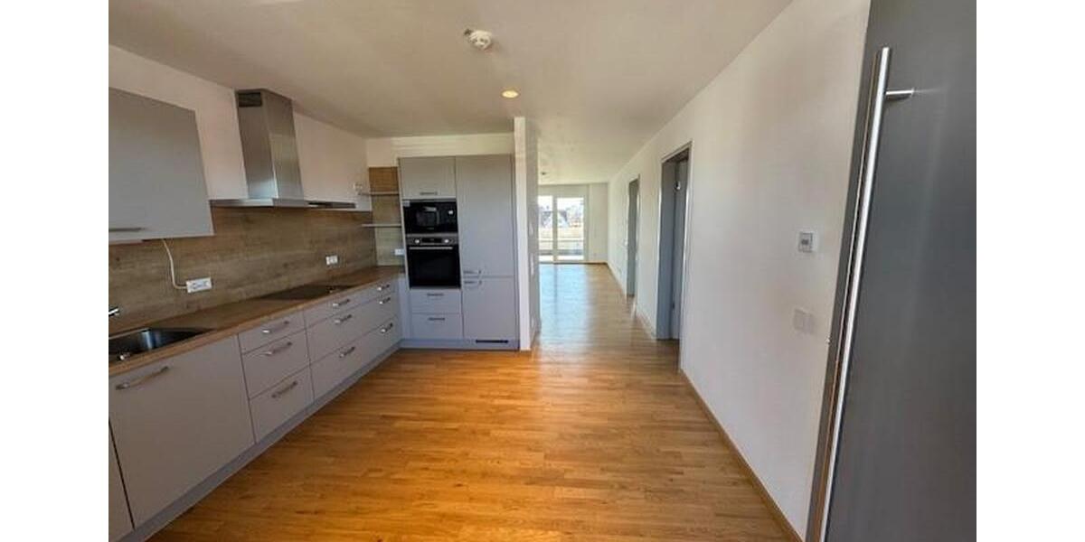 Etagenwohnung Ochsenhausen - 2 Zimmer, 83 m&sup2;, 1.050&euro; | Angebot:26085514