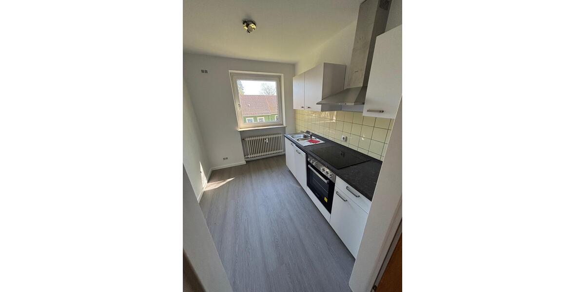 Dachgeschoßwohnung Südheide Unterlüß - 3 Zimmer, 78 m&sup2;, 486&euro; | Angebot:26399680