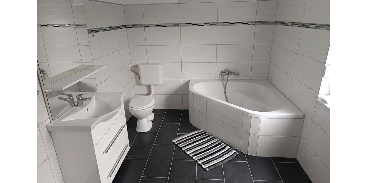 Erdgeschoßwohnung Winterlingen - 2 Zimmer, 60 m&sup2;, 700&euro; | Angebot:26443374