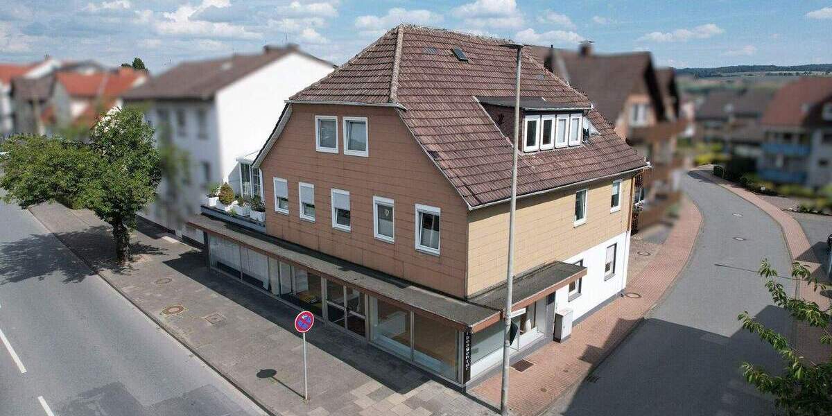 Gewerbeobjekt Beverungen - 4 Zimmer, 135 m&sup2;, 700&euro; | Angebot:25665635
