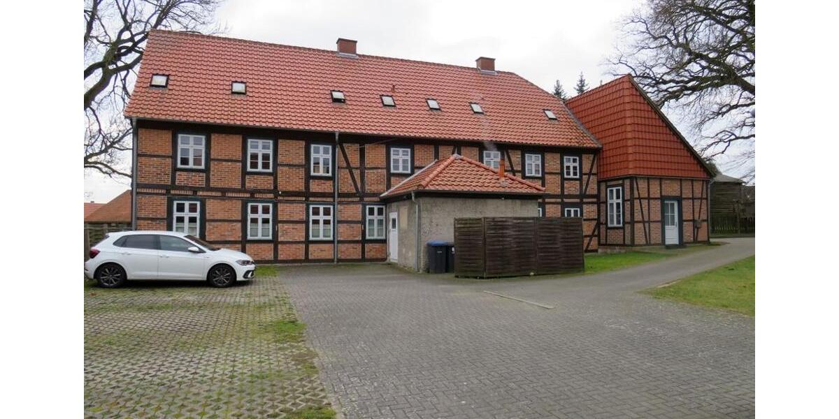 Etagenwohnung Klötze - 2 Zimmer, 47 m&sup2;, 320&euro; | Angebot:26182941