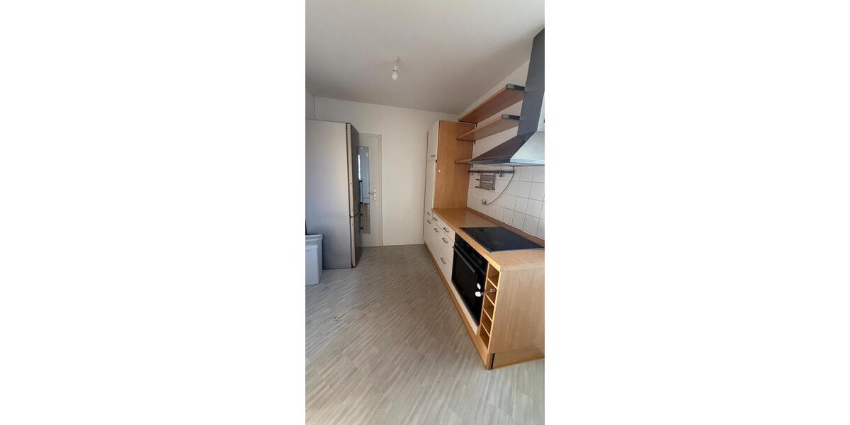 Erdgeschoßwohnung München Hadern - 5 Zimmer, 135 m&sup2;, 2.600&euro; | Angebot:24542263