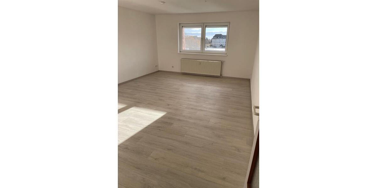 Dachgeschoßwohnung Halberstadt - 3 Zimmer, 75 m&sup2;, 389&euro; | Angebot:24677918