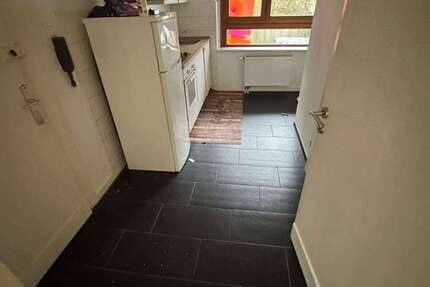 Wohnung zum Mieten in Wuppertal 350 € 27 m² 1 zimmer