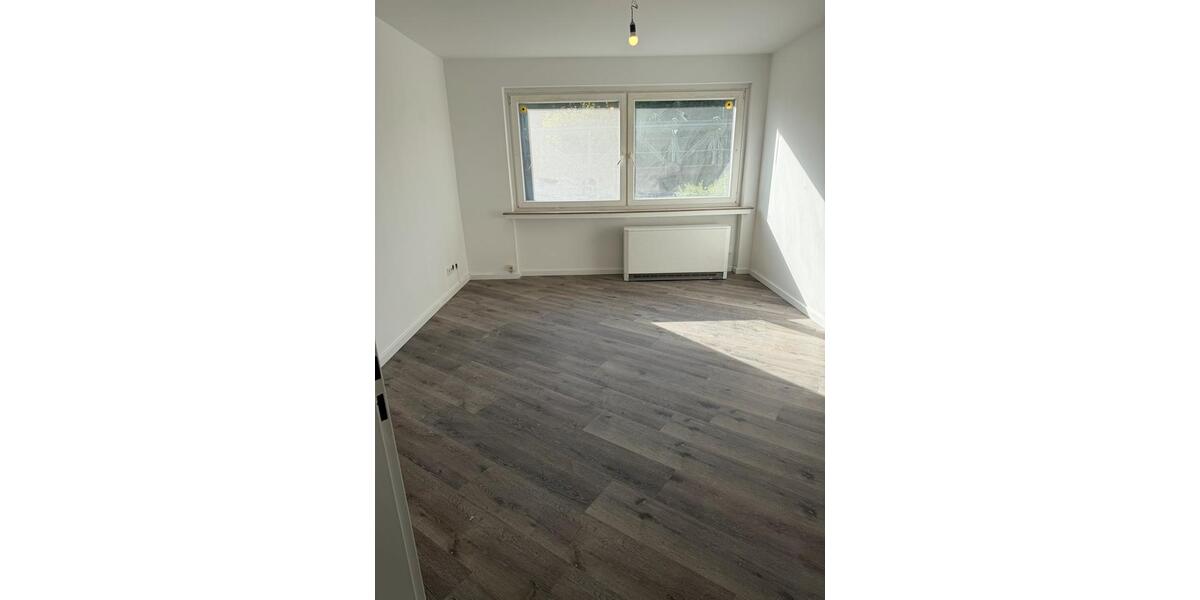 Etagenwohnung Wuppertal Unterbarmen - 1 Zimmer, 30 m&sup2;, 500&euro; | Angebot:26367902