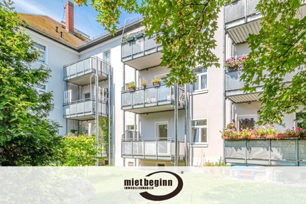 NEUES WANNEN-DUSCHBAD MIT FENSTER – SCHÖNER BALKON – RUHIG & ZENTRAL GELEGEN