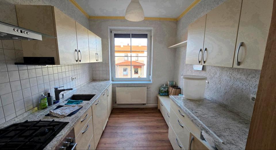 3 Zimmer Wohnung mit Einbauküche 3 zimmer