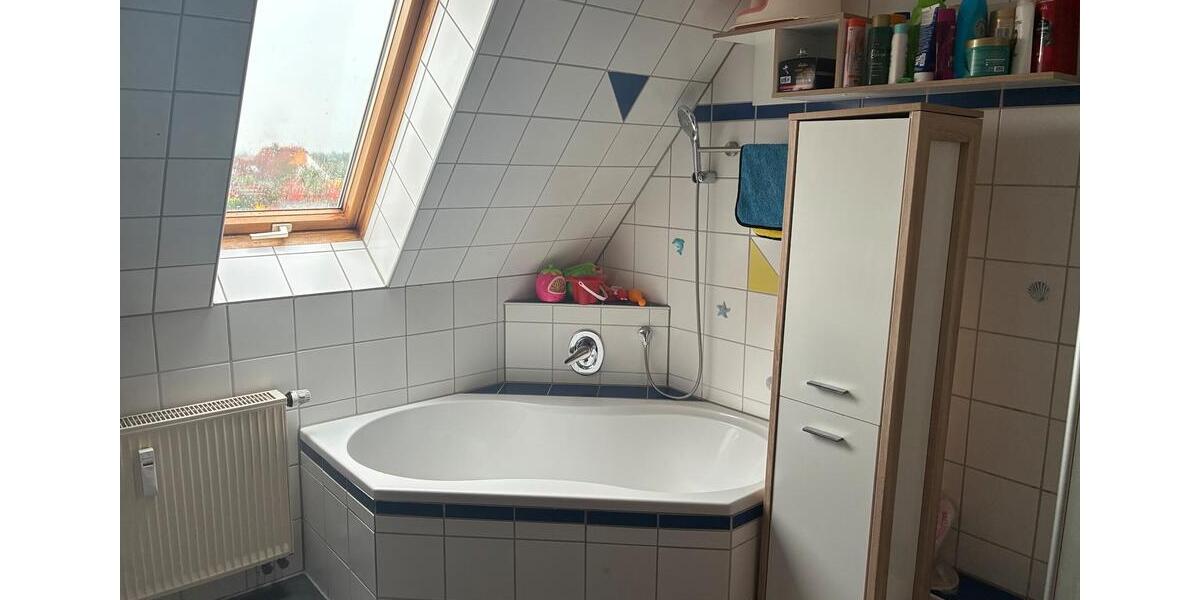 Dachgeschoßwohnung Schopfloch - 4 Zimmer, 94 m&sup2;, 870&euro; | Angebot:24591099