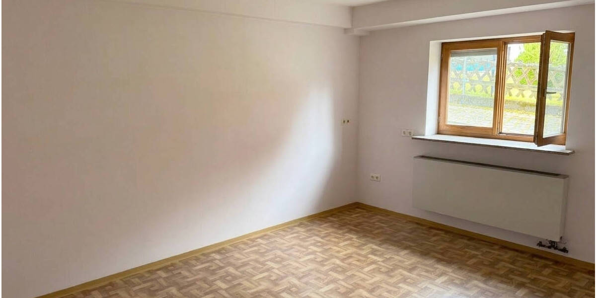 Etagenwohnung Bad Wildbad-Aichelberg Aichelberg - 3 Zimmer, 75 m&sup2;, 600&euro; | Angebot:26627578