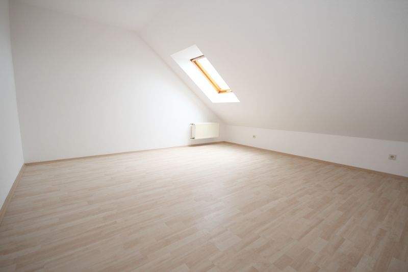 Etagenwohnung Mayen - 5 Zimmer, 105 m&sup2;, 680&euro; | Angebot:25865576