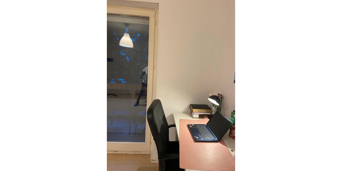 Erdgeschoßwohnung Schweinfurt Gartenstadt - 18 Zimmer, 18 m&sup2;, 440&euro; | Angebot:26528746