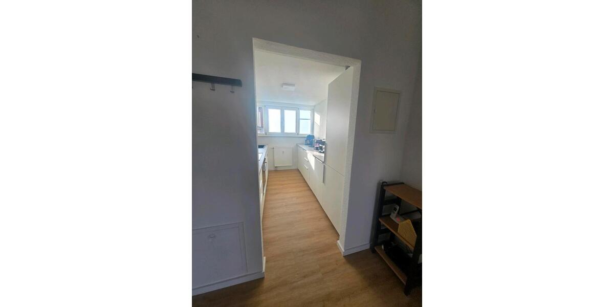 Dachgeschoßwohnung Böblingen Dagersheim - 2.5 Zimmer, 75 m&sup2;, 1.400&euro; | Angebot:26671469