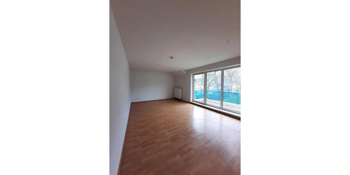 Dachgeschoßwohnung Marl - 3.5 Zimmer, 69 m&sup2;, 396&euro; | Angebot:24620526