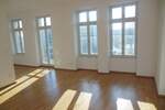 ZentrumOst - Tolle 2-Zi.-Whg., 2 Balkone, ParkettFuBoHeizg. und Lift! 2 zimmer