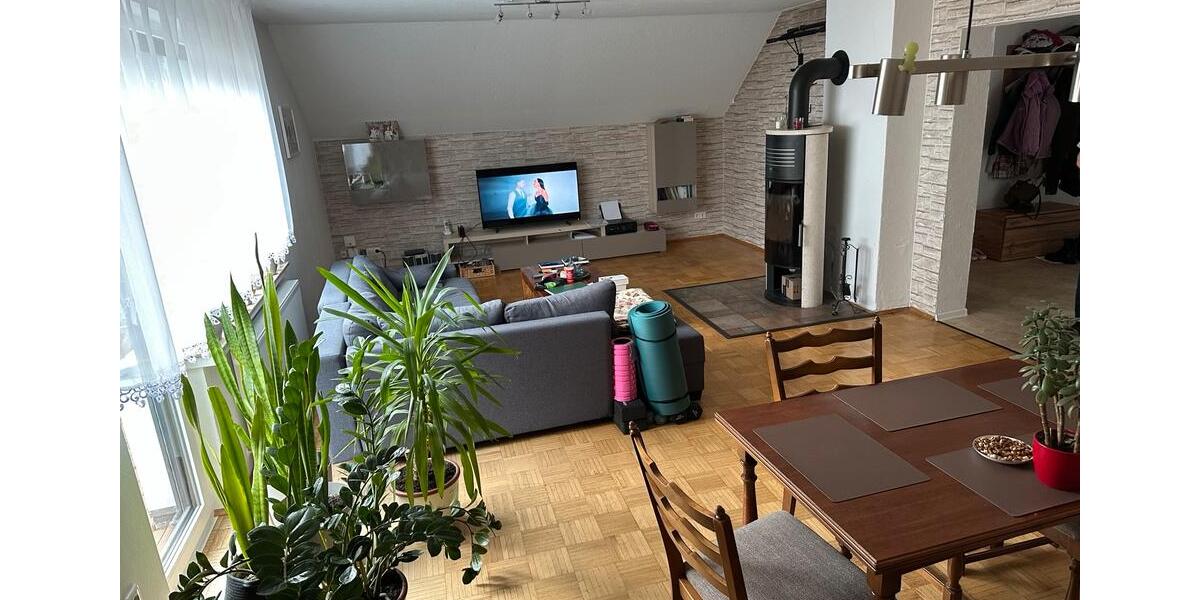 Dachgeschoßwohnung Schalksmühle - 3 Zimmer, 100 m&sup2;, 710&euro; | Angebot:24866553