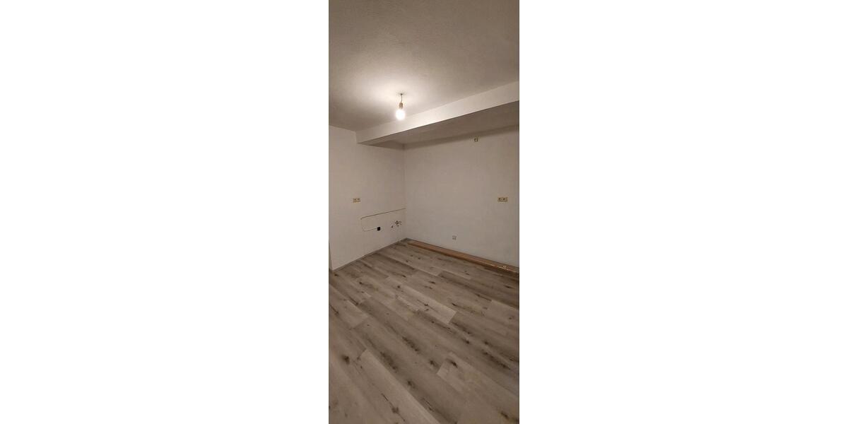 Etagenwohnung Hutthurm - 3 Zimmer, 104 m&sup2;, 700&euro; | Angebot:26633306
