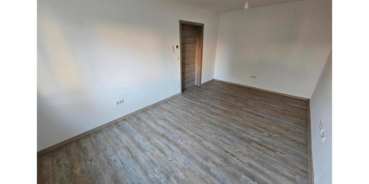 Erdgeschoßwohnung Hildburghausen - 2 Zimmer, 49 m&sup2;, 480&euro; | Angebot:25807873