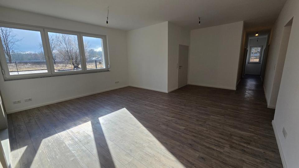 Etagenwohnung Rathenow - 4 Zimmer, 167 m&sup2;, 1.670&euro; | Angebot:26008603