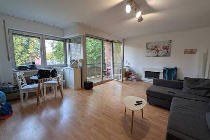 Bornheim-Hersel - Helles Apartment im Ortskern - Uni in ca. 10 Min mit der Bahn