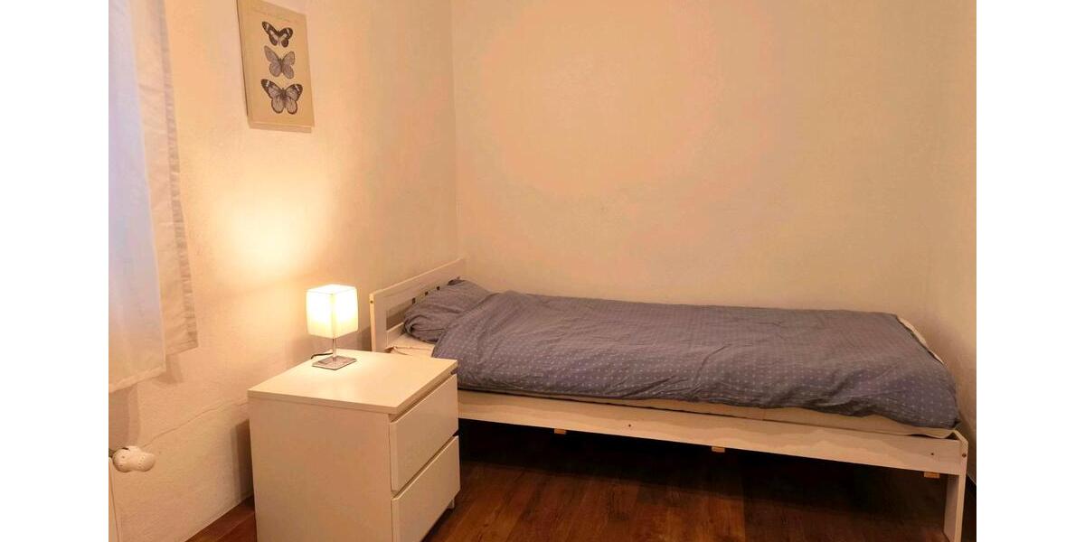 Monteurwohnung. 2 Personen. 20€ p.P. per Nacht 2 zimmer