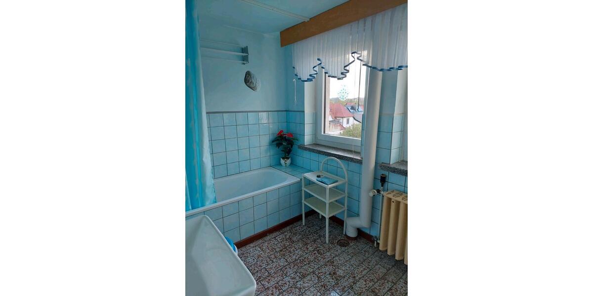 Dachgeschoßwohnung Uder - 1 Zimmer, 35 m&sup2;, 470&euro; | Angebot:26422576