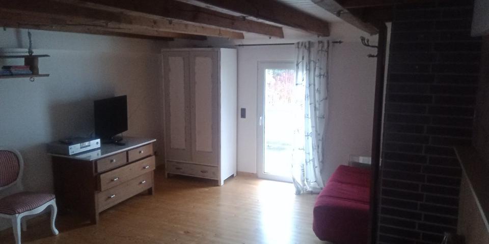 Wohnen auf Zeit Waldbröl - 7 Zimmer, 150 m&sup2;, 50&euro; | Angebot:25389985