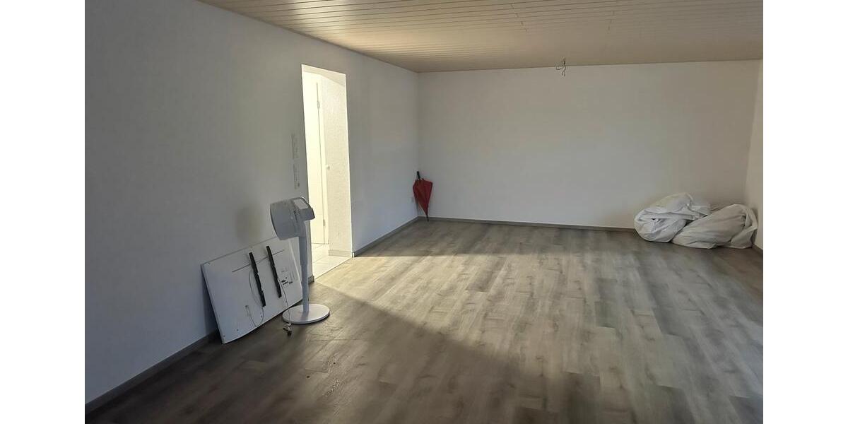 Etagenwohnung Michelstadt - 3 Zimmer, 109 m&sup2;, 1.200&euro; | Angebot:25994542