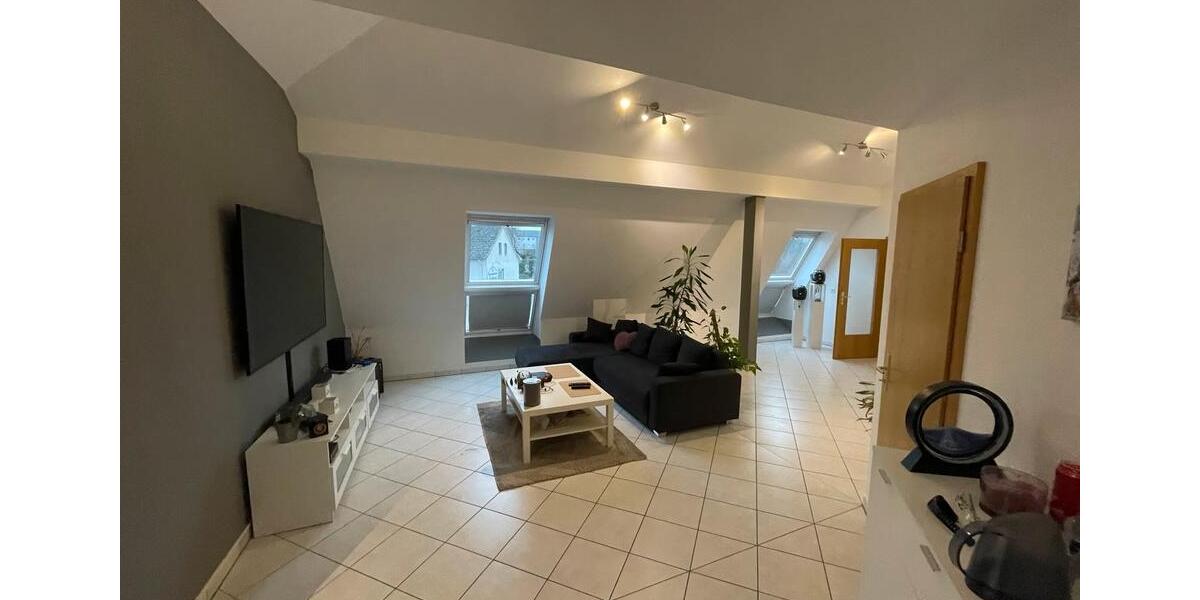Dachgeschoßwohnung Halver - 2 Zimmer, 70 m&sup2;, 650&euro; | Angebot:26623819