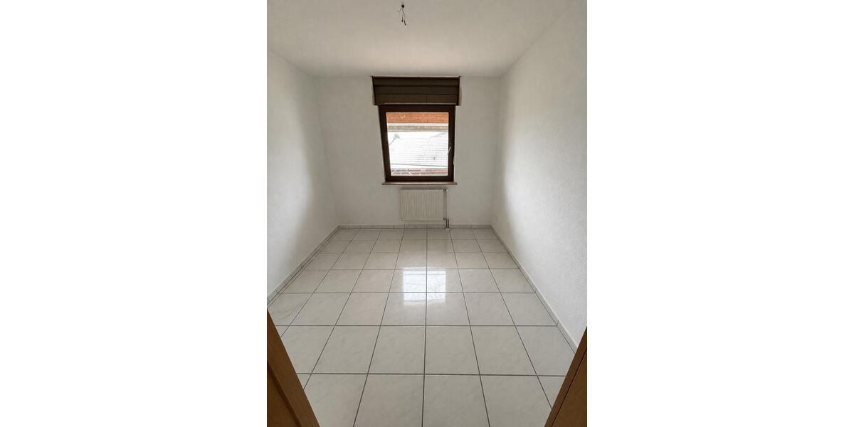 Erdgeschoßwohnung Wellendingen - 5 Zimmer, 107 m&sup2;, 1.150&euro; | Angebot:25967866
