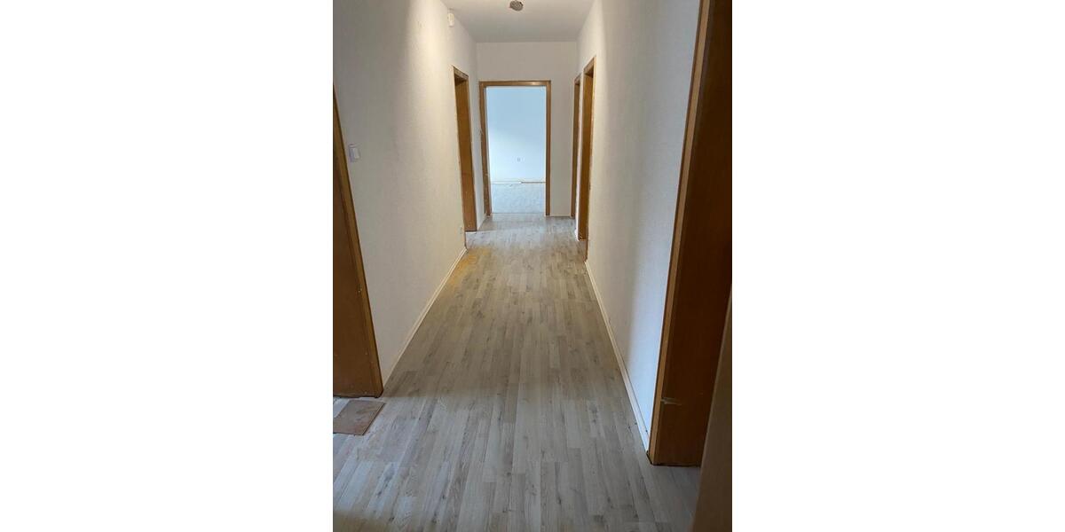 Etagenwohnung Alfeld (Leine) - 4 Zimmer, 95 m&sup2;, 970&euro; | Angebot:26536423