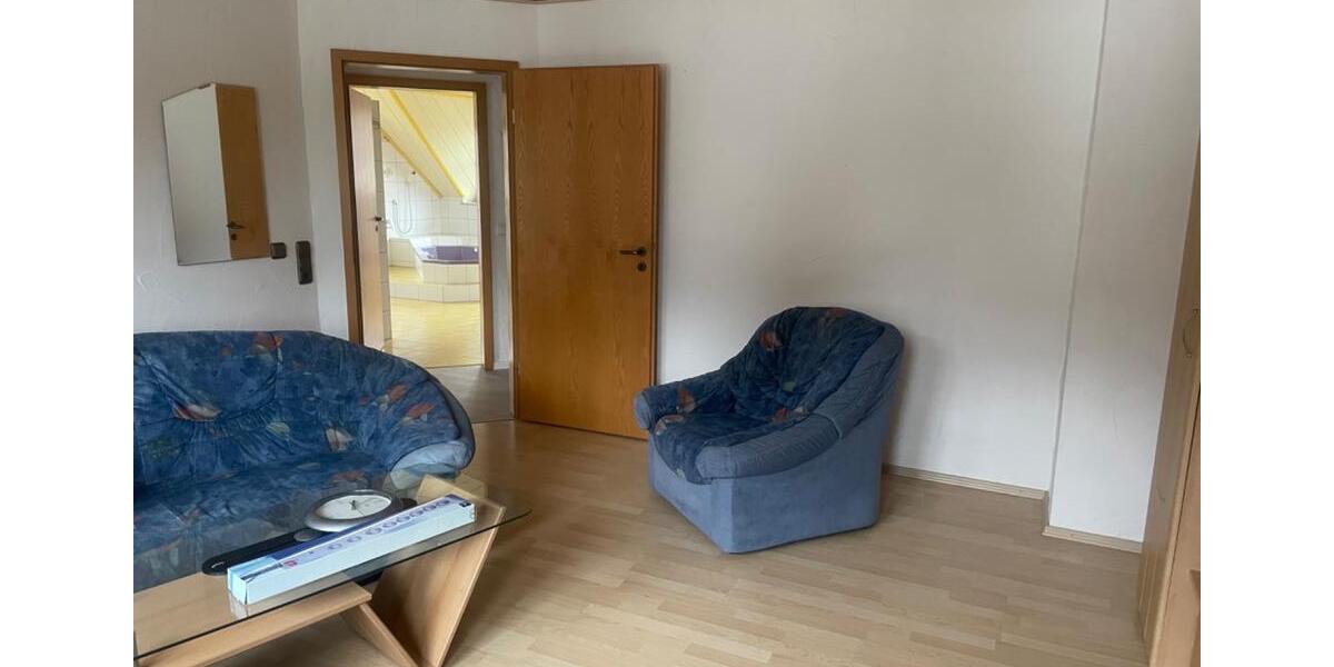 Dachgeschoßwohnung Emskirchen - 3 Zimmer, 105 m&sup2;, 750&euro; | Angebot:24271606