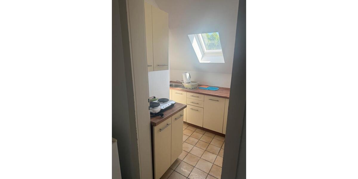 Wohnen auf Zeit Karlsruhe Innenstadt-Ost - 1 Zimmer, 12 m&sup2;, 400&euro; | Angebot:26295160