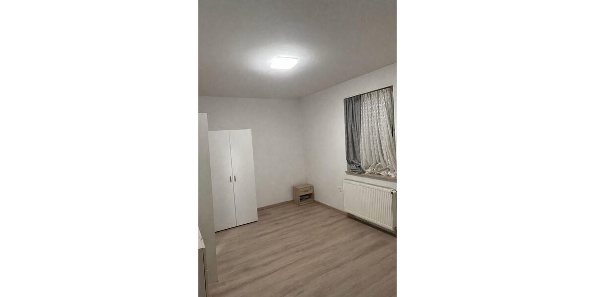 Etagenwohnung Eschwege - 1 Zimmer, 40 m&sup2;, 390&euro; | Angebot:25639573