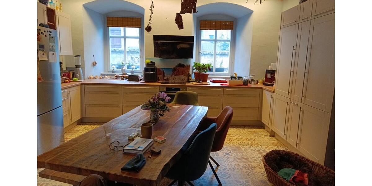 Erdgeschoßwohnung Königsberg in Bayern - 5 Zimmer, 160 m&sup2;, 1.050&euro; | Angebot:26459631