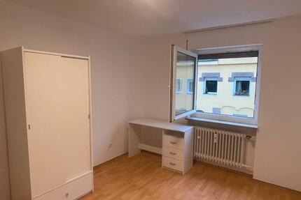 Möbliertes WG-Zimmer nahe TH & Wöhrder See, kostenlose Parkplätze 3 zimmer