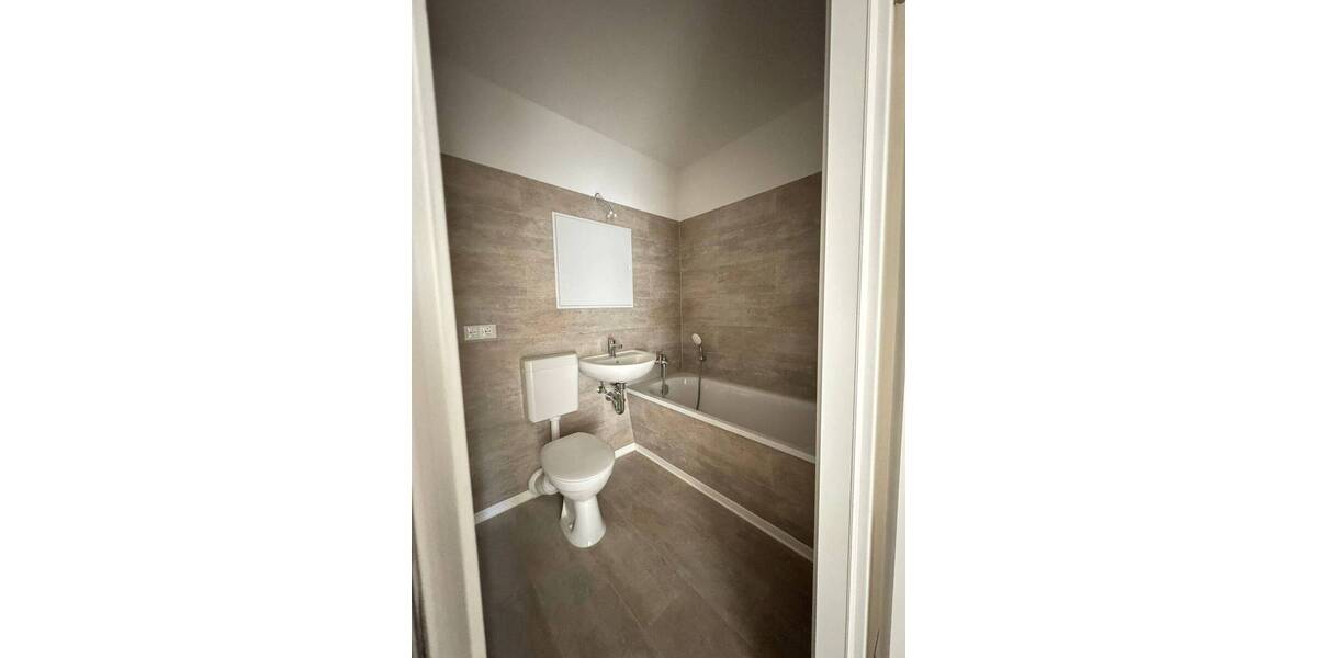 Etagenwohnung Coswig (Anhalt) Coswig - 2 Zimmer, 54 m&sup2;, 356&euro; | Angebot:26686570